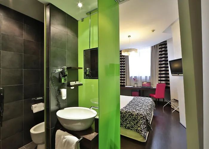 Western Cinemusic روما